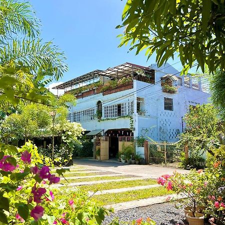 Balai Tinay Guesthouse Legazpi Exterior foto