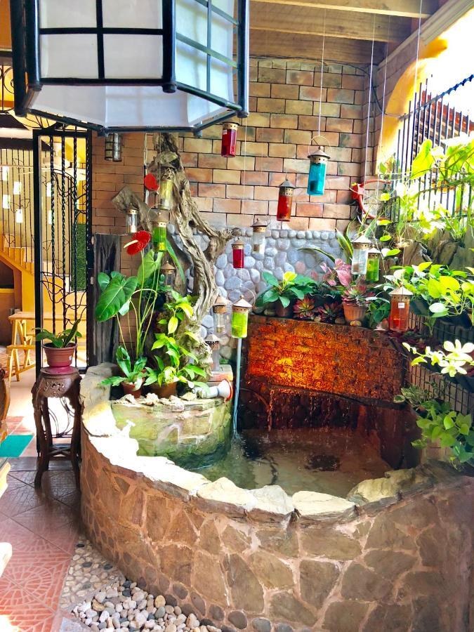 Balai Tinay Guesthouse Legazpi Exterior foto
